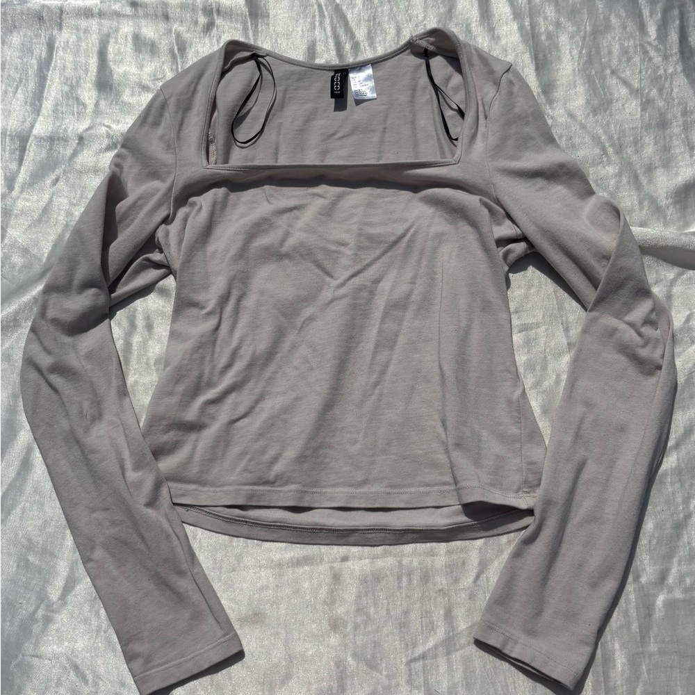 H&M Beige Long Sleeve Square Neckline Top US Women’s Small
